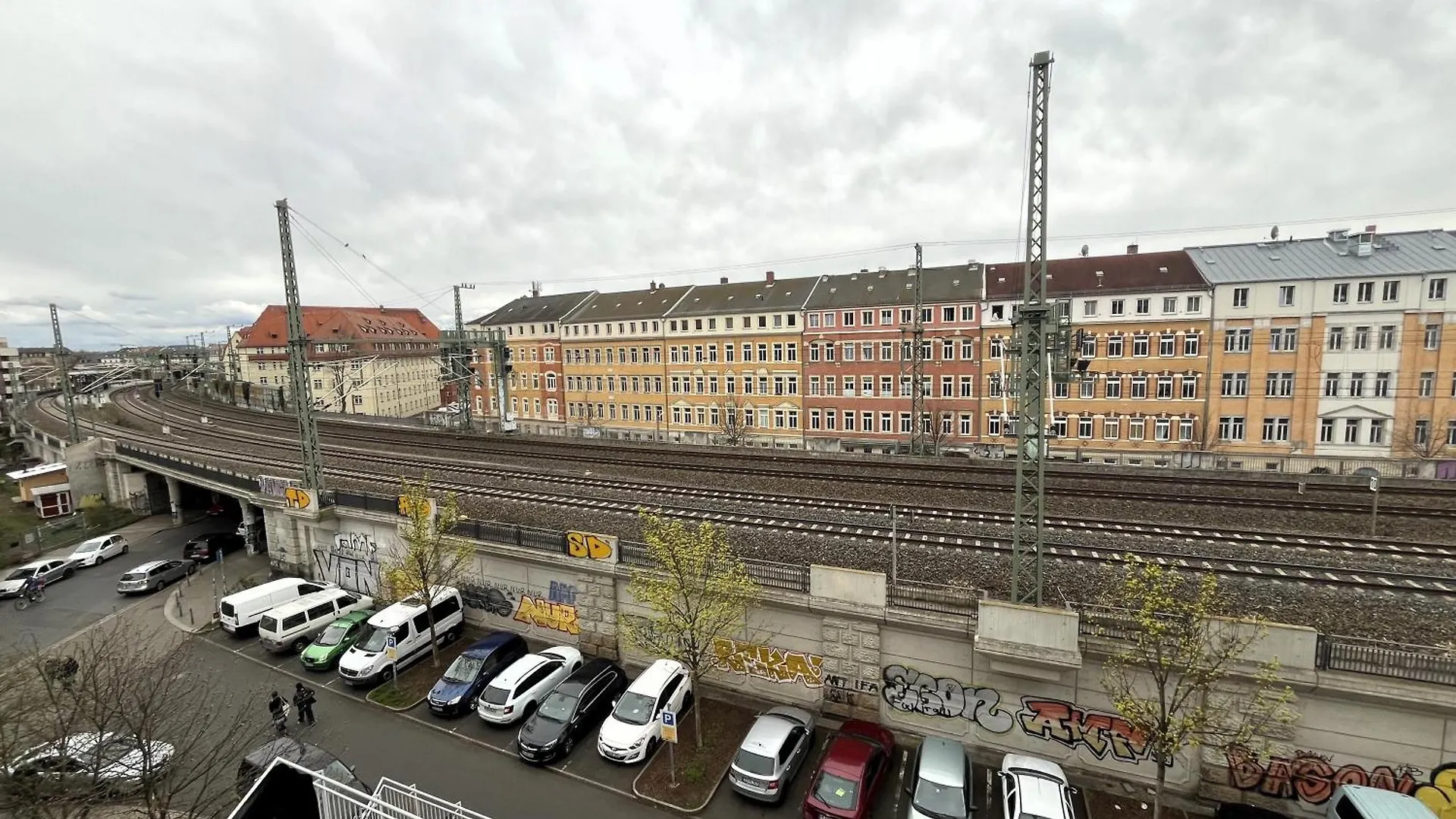 Wohnperle Neustadt - Zentral, Kostenloser Parkplatz, Lift, Klimaanlage Dresden Germany