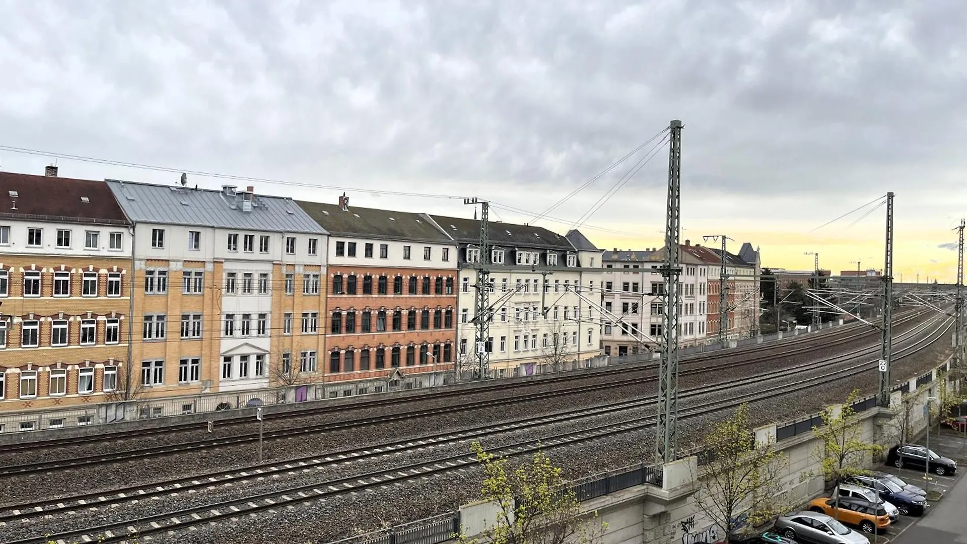 Apartment Wohnperle Neustadt - Zentral, Kostenloser Parkplatz, Lift, Klimaanlage Dresden Germany